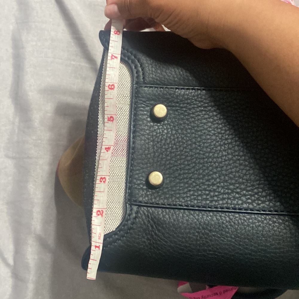 Burberry purse - Picture 5 of 6